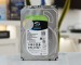Ổ cứng 4TB SEAGATE SKYHAWK ST4000VX013 hiệu năng 180MB/s, Cache 256MB, cảm biến chống rung RV